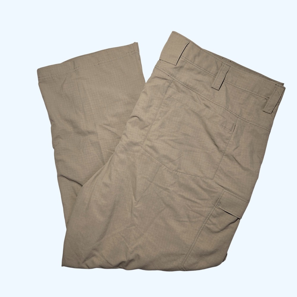 Duluth Trading Co Armachillo Cooling Cargo Pants Mens 48x30 Tan Ripstop 46221